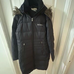 Columbia Black Quilted Jacket with Faux Fur Hood